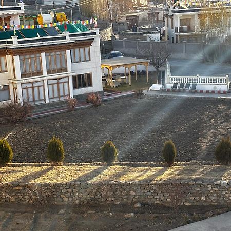 Raku Guest House 레 외부 사진