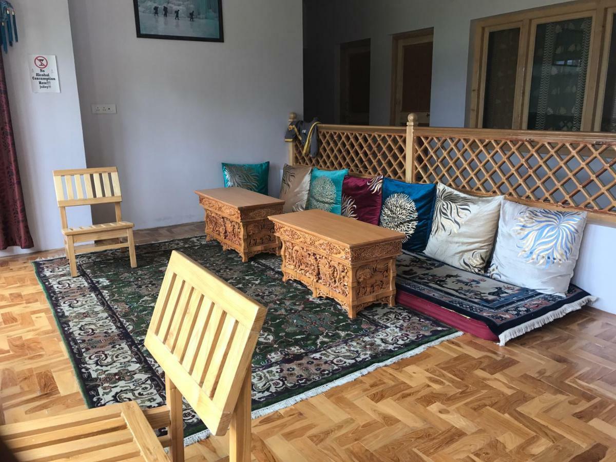 Raku Guest House 레 외부 사진